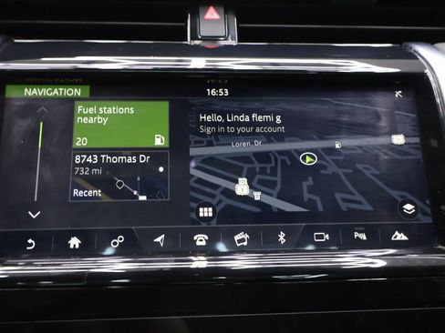 Used 2020 Land Rover Discovery Sport S image 23