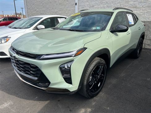 Used 2025 Chevrolet Trax ACTIV w/ Driver Confidence Package image 31