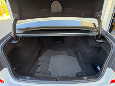 Used 2016 BMW 740i RWD image 38