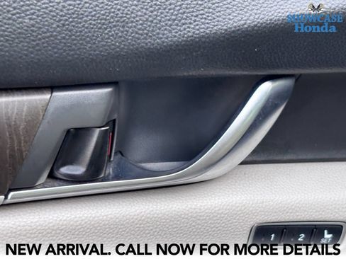 Used 2018 Honda Accord EX-L image 8