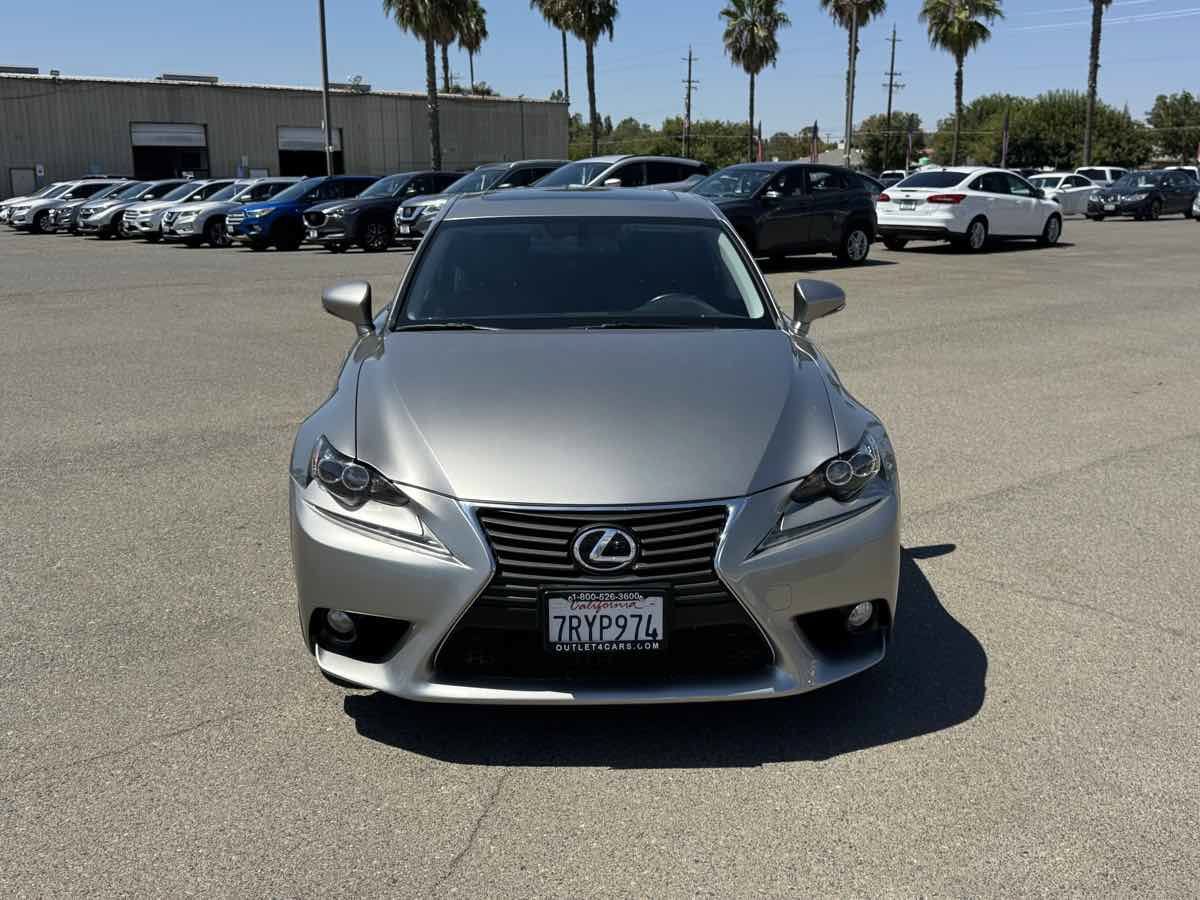 Used 2014 Lexus IS 250 w/ Navigation Package RWD image 4