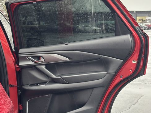 Used 2019 MAZDA CX-9 Touring w/ Touring Premium Package image 16