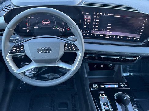 New 2025 Audi Q6 e-tron Premium Plus image 13