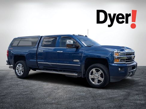 Used 2019 Chevrolet Silverado 2500 High Country w/ Duramax Plus Package AWD/4WD image 1
