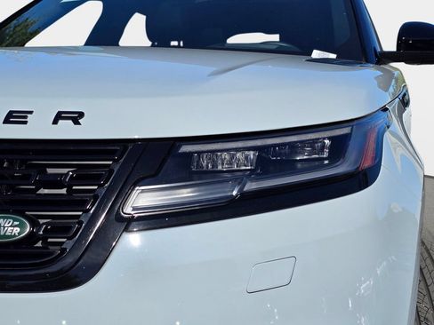 Certified 2025 Land Rover Range Rover Velar Dynamic SE AWD/4WD image 33