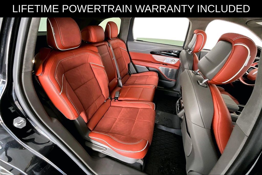 Used 2024 Lincoln Nautilus Black Label AWD/4WD image 35