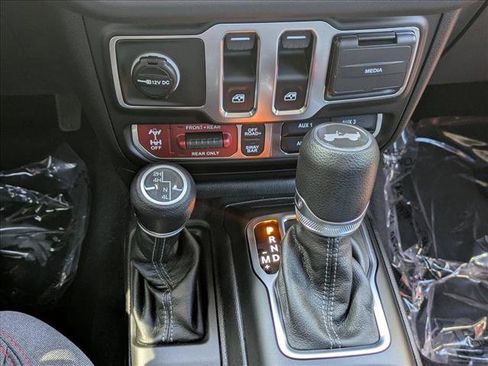 New 2026 Jeep Wrangler Rubicon image 15