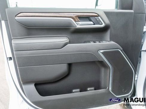 Used 2025 GMC Sierra 1500 Elevation AWD/4WD image 16