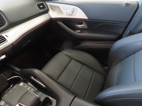 Used 2025 Mercedes-Benz GLE 350 4MATIC image 24