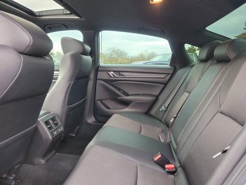 Used 2021 Honda Accord Sport image 11