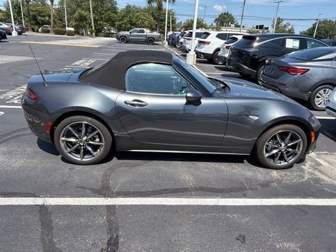 Used 2021 MAZDA MX-5 Miata Grand Touring RWD image 6