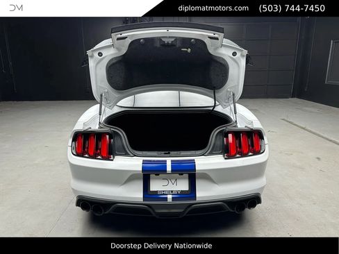 Used 2016 Ford Mustang Shelby GT350 w/ Technology Package image 41