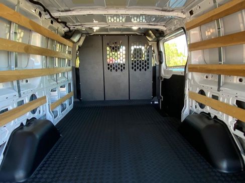Used 2025 Ford Transit 250 Low Roof w/ Exterior Upgrade Package RWD image 10