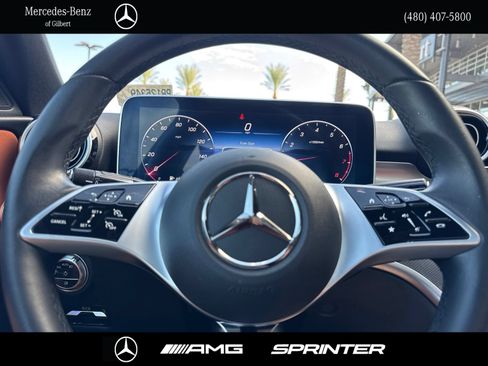 Used 2023 Mercedes-Benz C 300 Sedan image 31