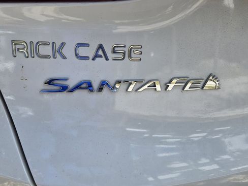 Used 2023 Hyundai Santa Fe SEL FWD image 9