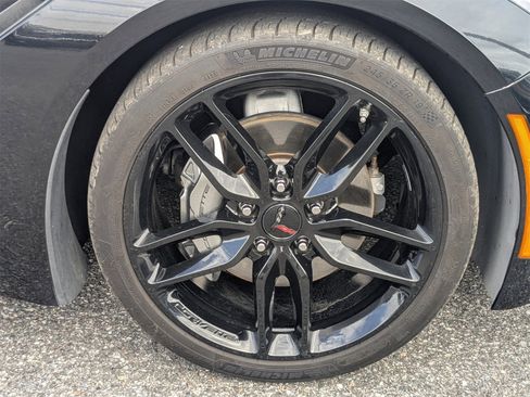 Used 2019 Chevrolet Corvette Stingray Coupe w/ Battery Protection Package image 11