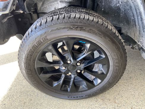 Used 2023 Jeep Wrangler Sahara w/ Cold Weather Group AWD/4WD image 13