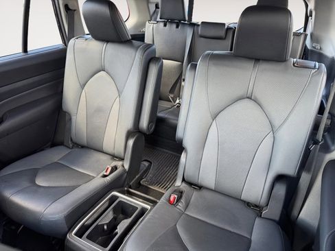 Certified 2024 Toyota Grand Highlander AWD image 17
