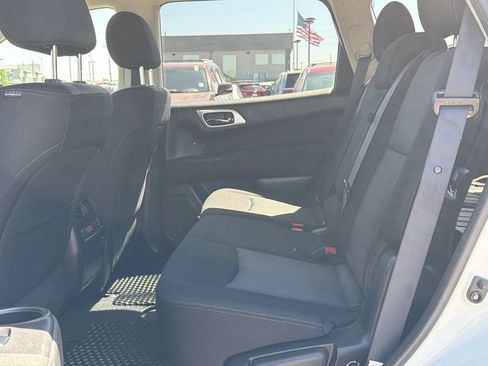 Used 2017 Nissan Pathfinder SV w/ Trailer Tow Package AWD/4WD image 24