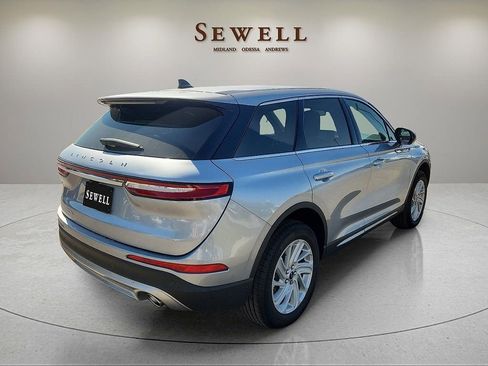 Used 2023 Lincoln Corsair FWD image 5