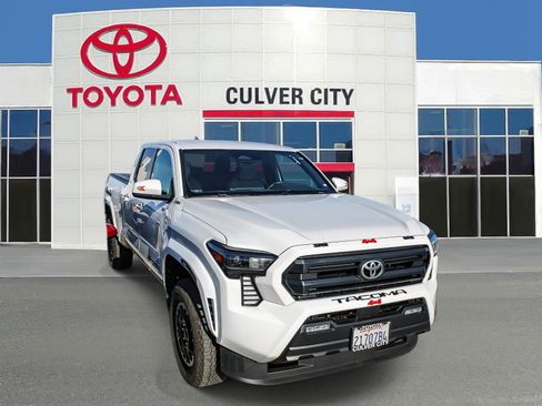 Used 2024 Toyota Tacoma SR5 image 1