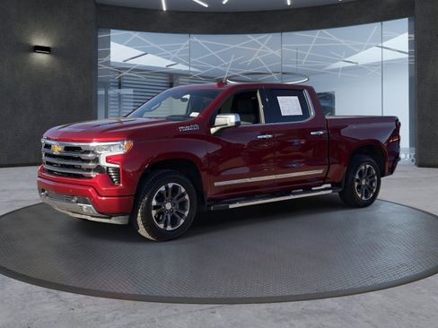 Certified 2024 Chevrolet Silverado 1500 High Country w/ Technology Package AWD/4WD image 2