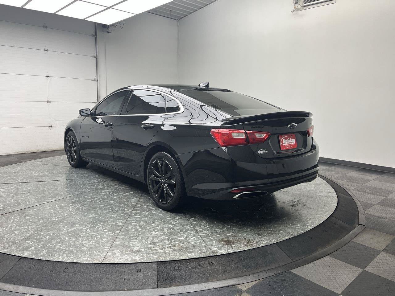 Used 2020 Chevrolet Malibu RS FWD image 2