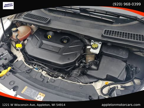 Used 2018 Ford Escape Titanium w/ Ford Safe & Smart Package image 3