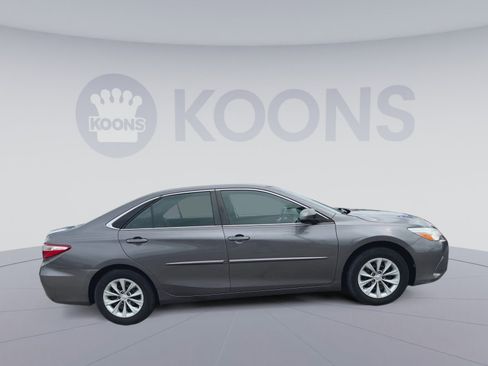 Used 2016 Toyota Camry LE w/ Protection Package (Q2) FWD image 12