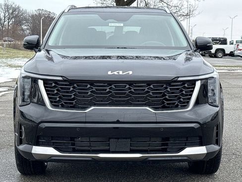 New 2026 Kia Sorento S image 3
