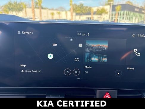 Certified 2025 Kia Carnival SX Prestige image 43