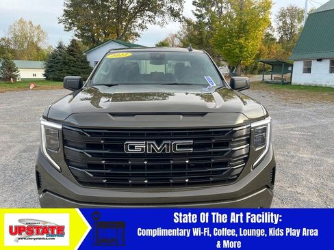 Used 2023 GMC Sierra 1500 Elevation w/ X31 Off-Road Package image 3