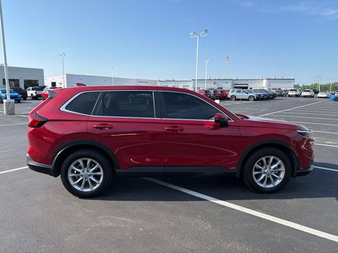Used 2025 Honda CR-V EX image 7