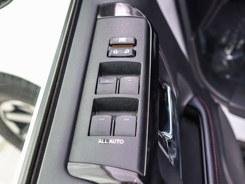 Used 2024 Toyota 4Runner TRD Off-Road image 29