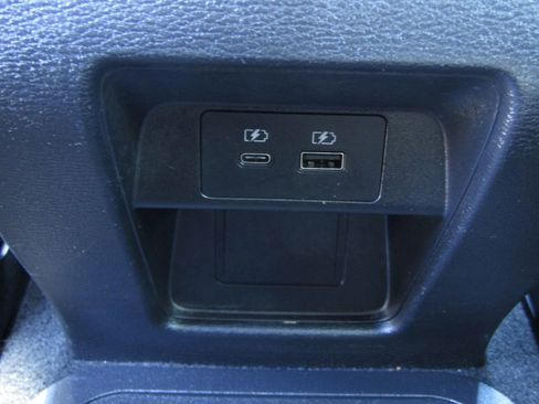 Used 2023 Mitsubishi Outlander SE image 31