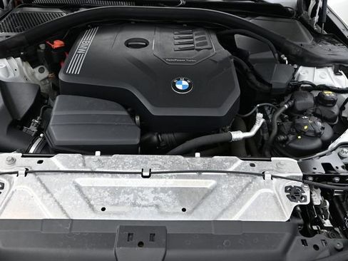 Used 2021 BMW 330i xDrive Sedan w/ Convenience Package image 21