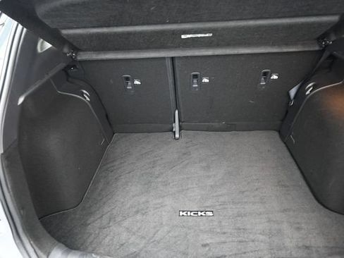Used 2023 Nissan Kicks SR w/ SR Premium Package FWD image 25