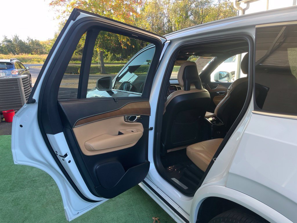 Used 2017 Volvo XC90 T8 Inscription w/ Vision Package AWD/4WD image 33