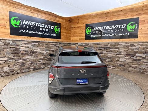 Used 2024 Hyundai Kona SE AWD/4WD image 7