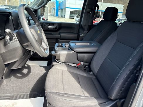 Certified 2024 Chevrolet Silverado 2500 Custom w/ Custom Convenience Package image 12