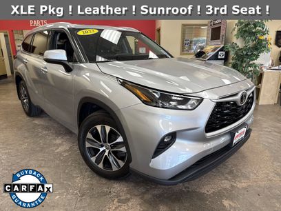 Used 2022 Toyota Highlander XLE