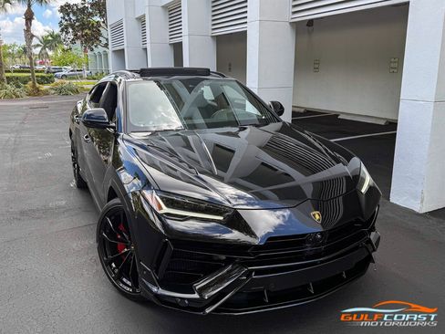 Used 2024 Lamborghini Urus S image 77