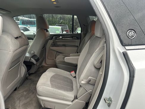 Used 2017 Buick Enclave Convenience FWD image 15