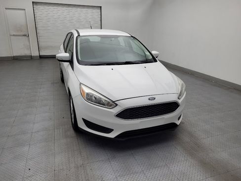 Used 2016 Ford Focus SE FWD image 14