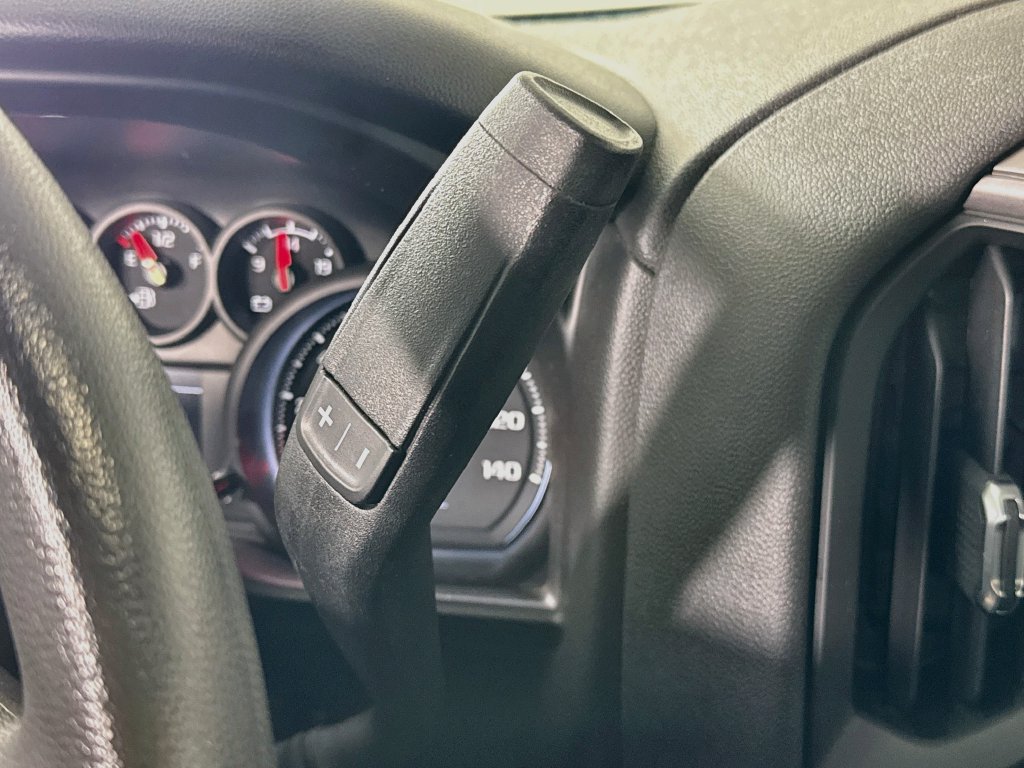 Used 2021 Chevrolet Silverado 1500 Custom AWD/4WD image 8