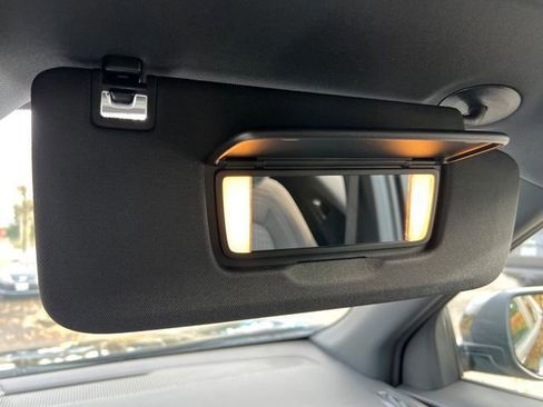 New 2026 Chevrolet Equinox LT image 27