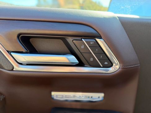 Used 2024 GMC Sierra 1500 Denali w/ Denali Reserve Package image 11