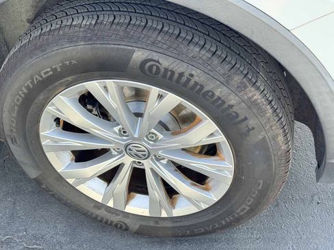 Used 2020 Volkswagen Tiguan S FWD image 17