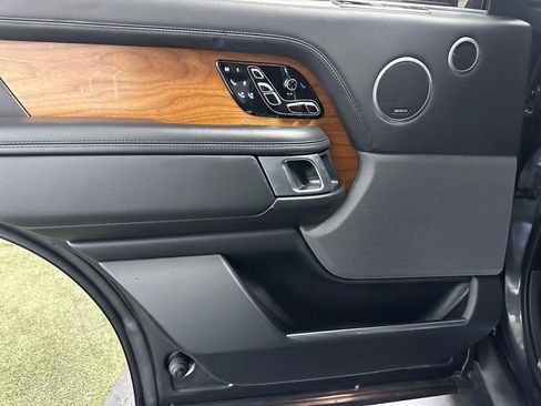 Used 2018 Land Rover Range Rover Long Wheelbase Autobiography image 20