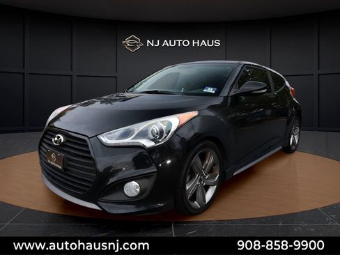 Used 2013 Hyundai Veloster Turbo FWD image 5